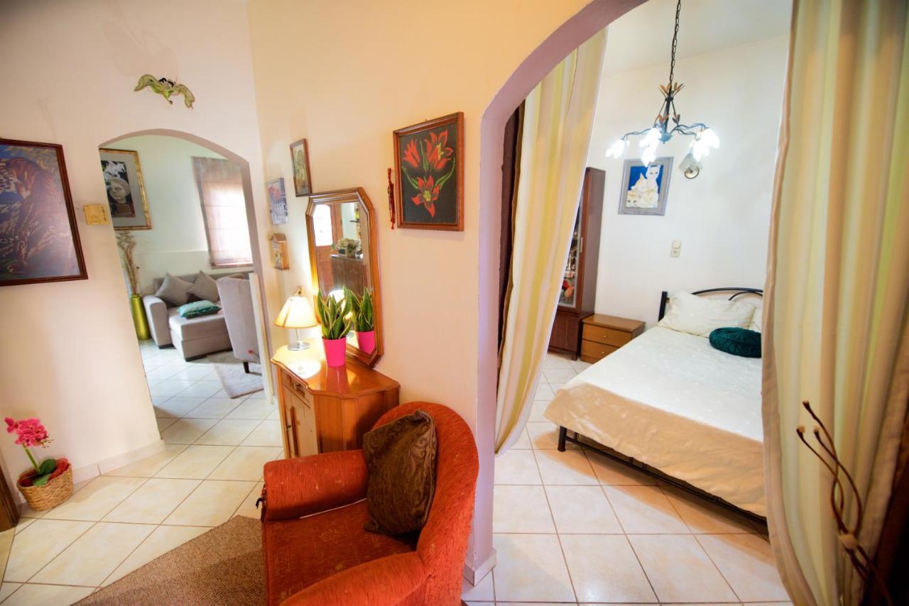Appartement Deluxe Makrádes